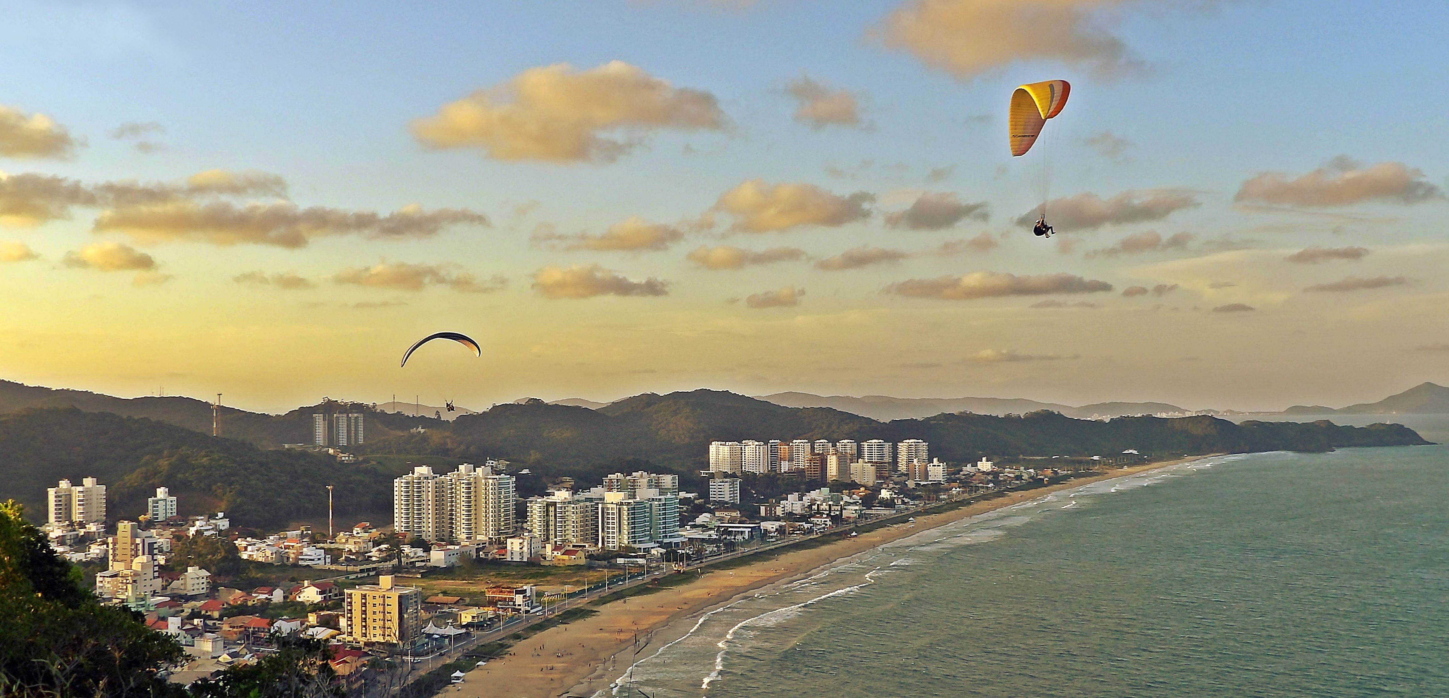 Praia Brava (Itajaí]