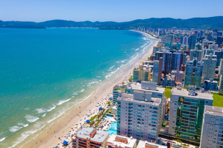 Meia Praia (Itapema]
