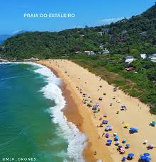 Praia do Estaleirinho